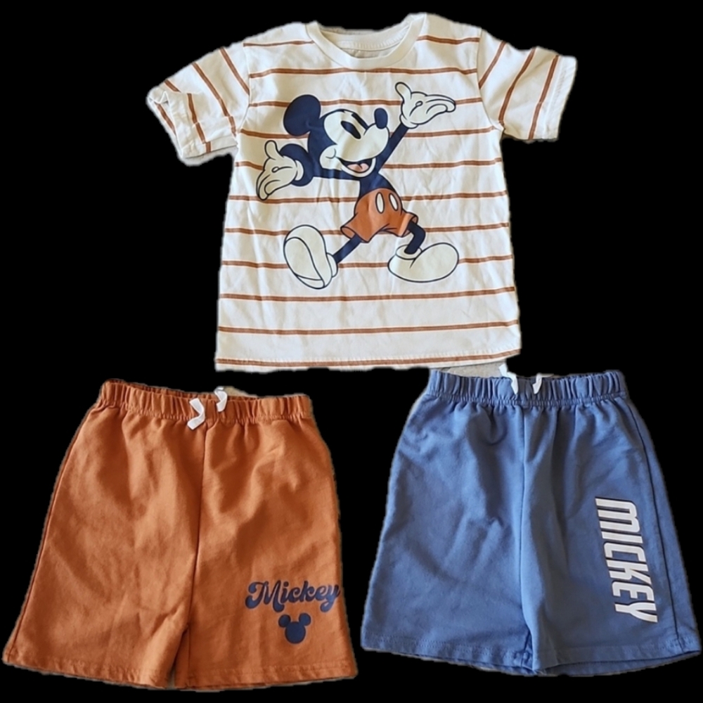 🌟2/$20🌟NWOT ❗️ Disney Mickey Mouse set of 2 shorts and 1 tshirt size 7
